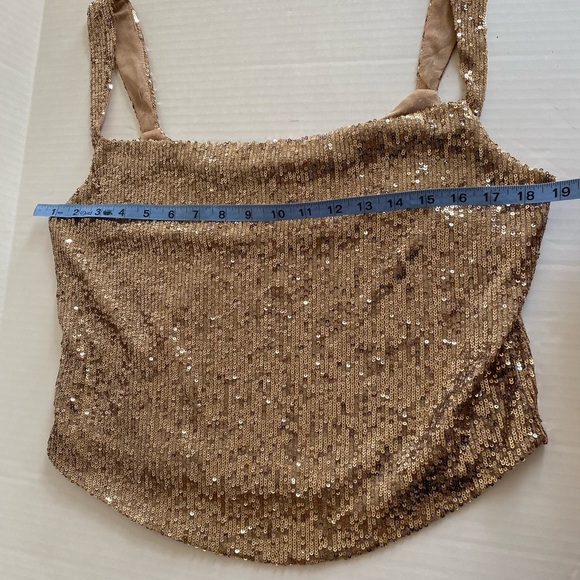 By Anthropologie Cowl-Neck Sequin Camisole Top Size Medium Excellent Condition - Picture 9 of 10